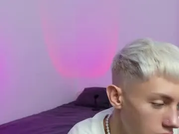 Offline leonlure on Chaturbate