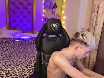 Offline leonlure on Chaturbate