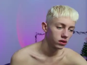 Offline leonlure on Chaturbate