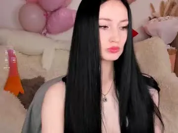 Offline lisamooore on Chaturbate