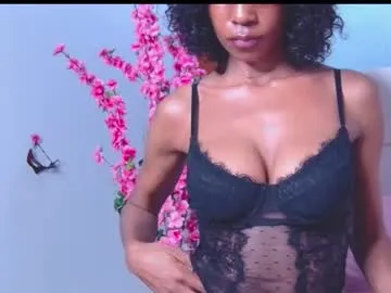 Freechat loraforreal on Chaturbate