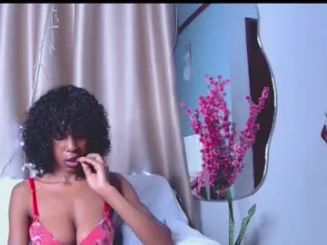 Freechat loraforreal on Chaturbate