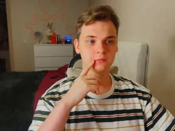 Offline lucas_dany on Chaturbate