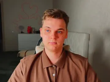 Offline lucas_dany on Chaturbate