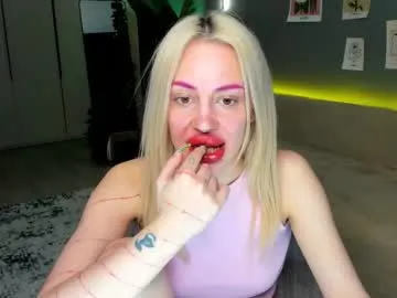 Offline luna_beverly on Chaturbate