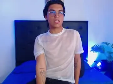 Offline maegor18 on Chaturbate