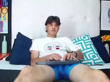 Offline manuelr77 on Chaturbate