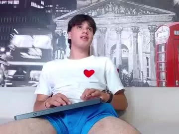 Offline manuelr77 on Chaturbate