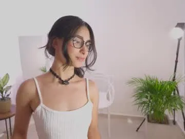 Freechat mavii__ on Chaturbate