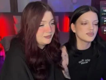 Freechat mavis_crystal on Chaturbate