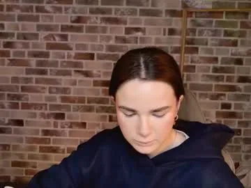 Offline maybloom_ on Chaturbate