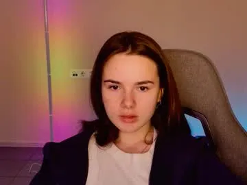 Offline maybloom_ on Chaturbate