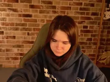 Offline maybloom_ on Chaturbate