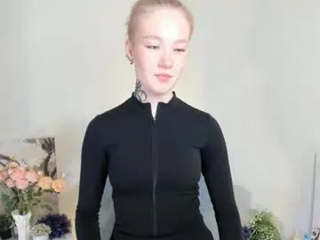 Freechat melodievejar on Chaturbate