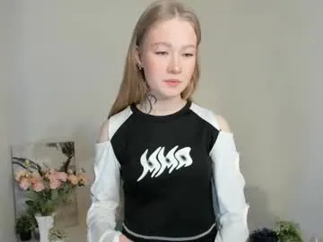 Freechat melodievejar on Chaturbate