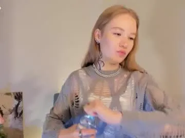 Freechat melodievejar on Chaturbate