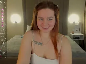 Freechat mika_bloom on Chaturbate