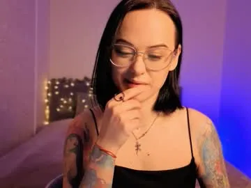 Offline miraskyy on Chaturbate