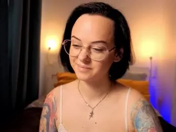 Offline miraskyy on Chaturbate