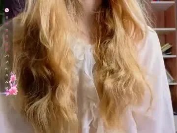 Freechat moirebroady on Chaturbate