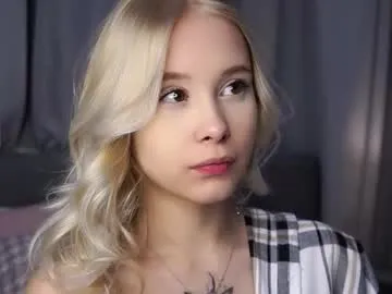 Freechat naomibry on Chaturbate