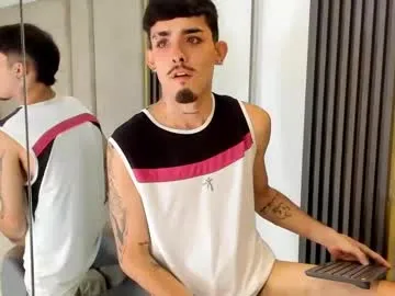 Freechat nikostone on Chaturbate