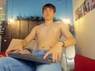 Offline oscar_fox_ on Chaturbate