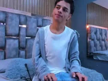 Offline owen__johnson on Chaturbate