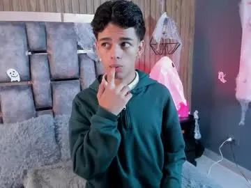 Offline owen__johnson on Chaturbate