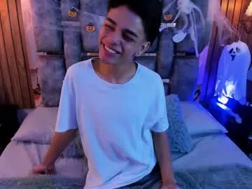 Offline owen__johnson on Chaturbate