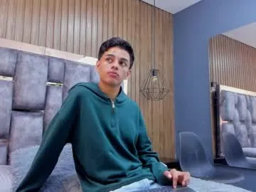 Offline owen__johnson on Chaturbate