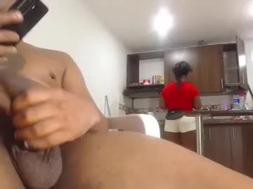 Offline petarda333 on Chaturbate