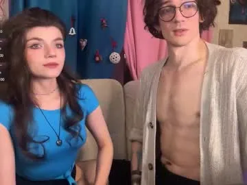 Offline pocket_lovers on Chaturbate