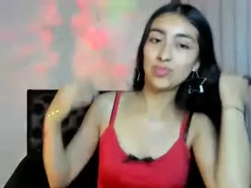 Freechat queenbyte_18 on Chaturbate