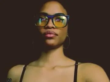 Freechat queendom_ing on Chaturbate