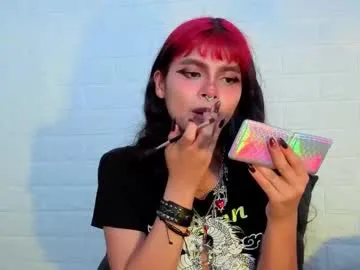 Freechat raven_rox_ on Chaturbate