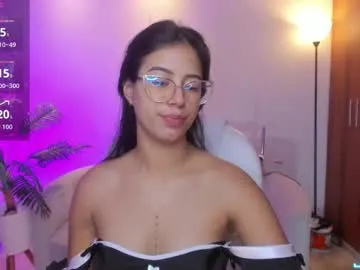 Offline raven_stonee on Chaturbate