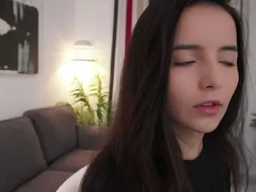 raychell_black — Riding my pillow - in panties and bra #young #lovense #sweet #natural #dance  [599 tokens remaining]