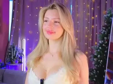 Offline realcrystal on Chaturbate