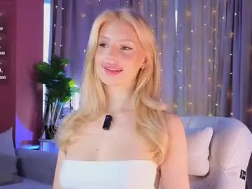 Offline realcrystal on Chaturbate