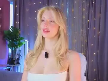 Offline realcrystal on Chaturbate