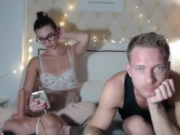 Offline redheadxxl on Chaturbate