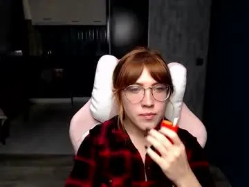 Offline reginasmilee on Chaturbate