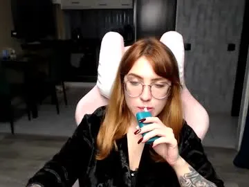 Offline reginasmilee on Chaturbate