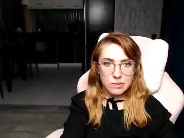 Offline reginasmilee on Chaturbate