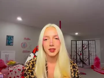 Offline riababe on Chaturbate