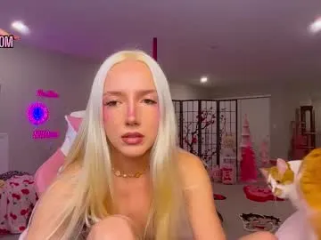 Offline riababe on Chaturbate