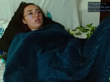 Freechat ricocandy on Chaturbate