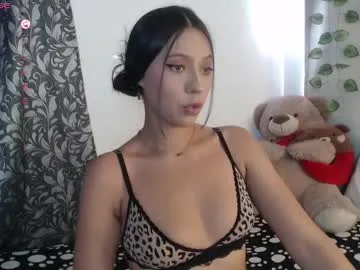 Freechat rouseswt on Chaturbate