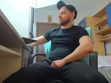 Offline ryanstone_ on Chaturbate